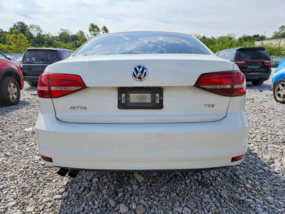 Photo 6 from auction – 2017 VOLKSWAGEN JETTA with VIN 3VW2B7AJ3HM403494