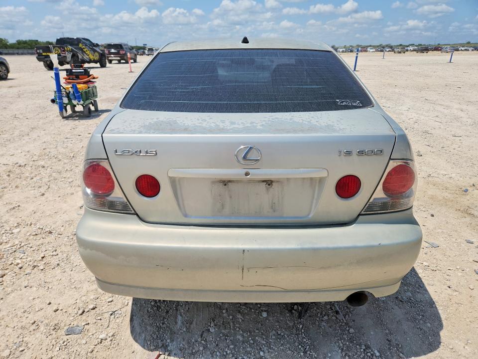 Photo 6 from auction – 2003 LEXUS IS 300 with VIN JTHBD192130073551