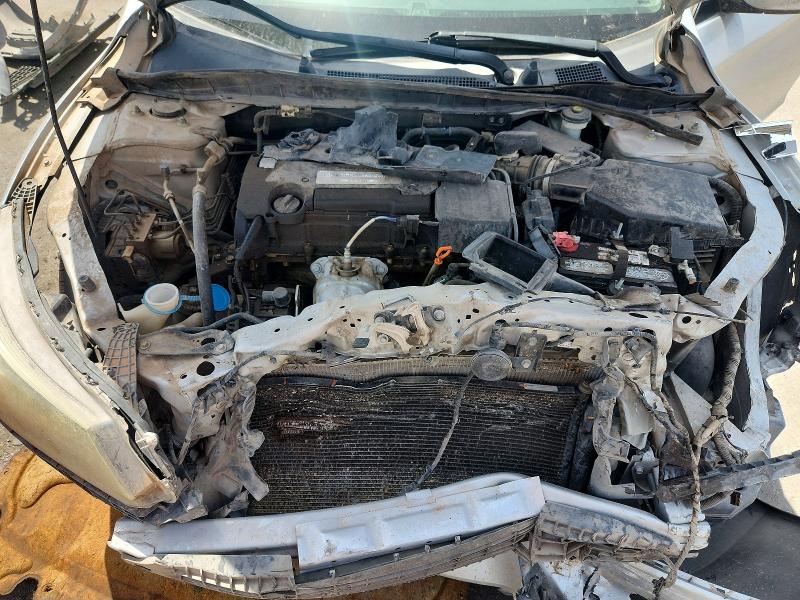 Photo 11 from auction – 2014 HONDA ACCORD with VIN 1HGCR2F35EA155369