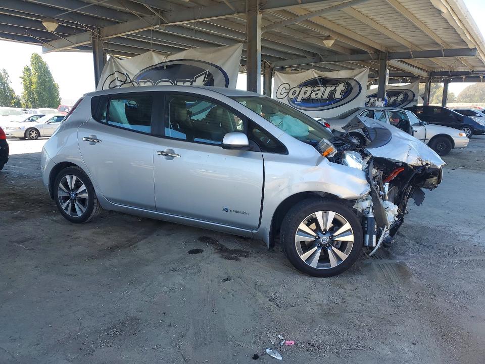 Photo 4 from auction – 2013 NISSAN LEAF with VIN 1N4AZ0CP7DC413921
