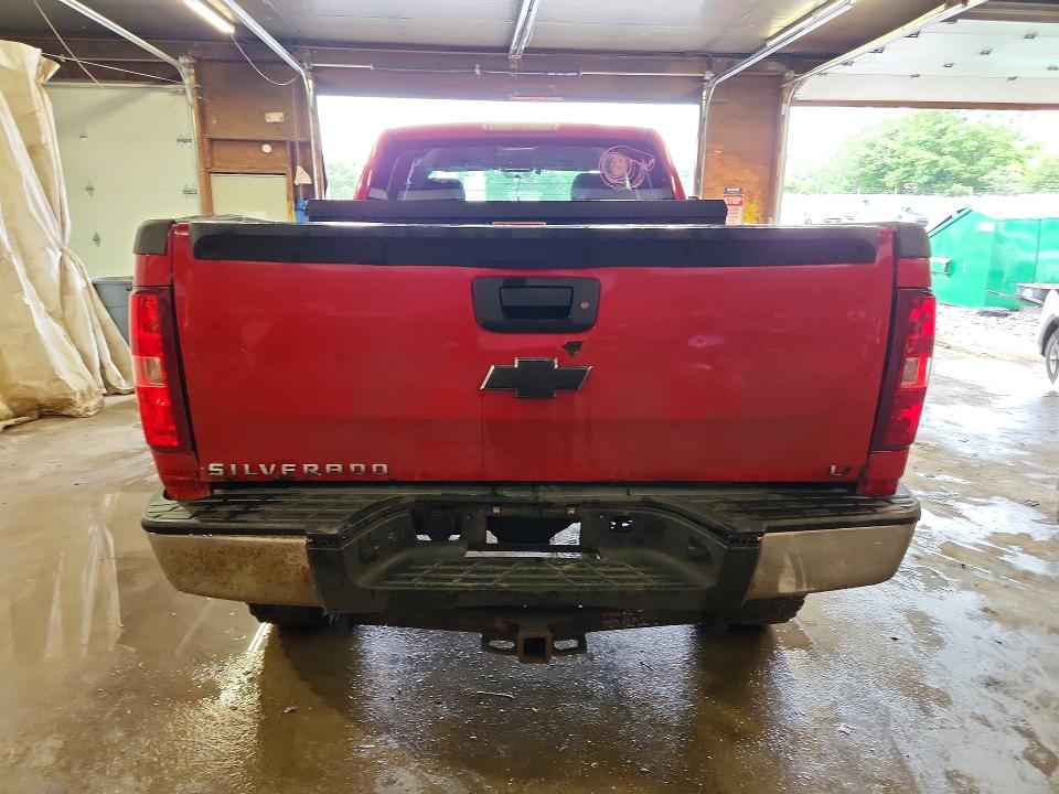 Photo 6 from auction – 2008 CHEVROLET SILVERADO with VIN 1GCEK19J08Z277904