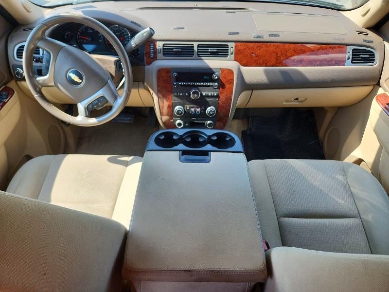 Photo 8 from auction – 2011 CHEVROLET TAHOE with VIN 1GNSCAE08BR392181