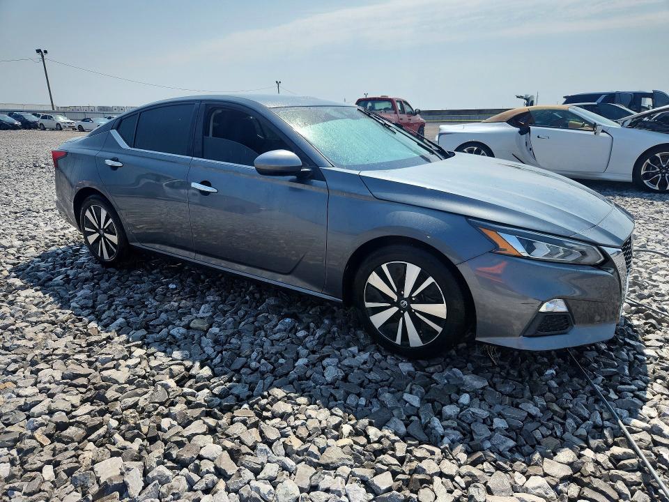 Photo 4 from auction – 2021 NISSAN ALTIMA with VIN 1N4BL4DV2MN341329