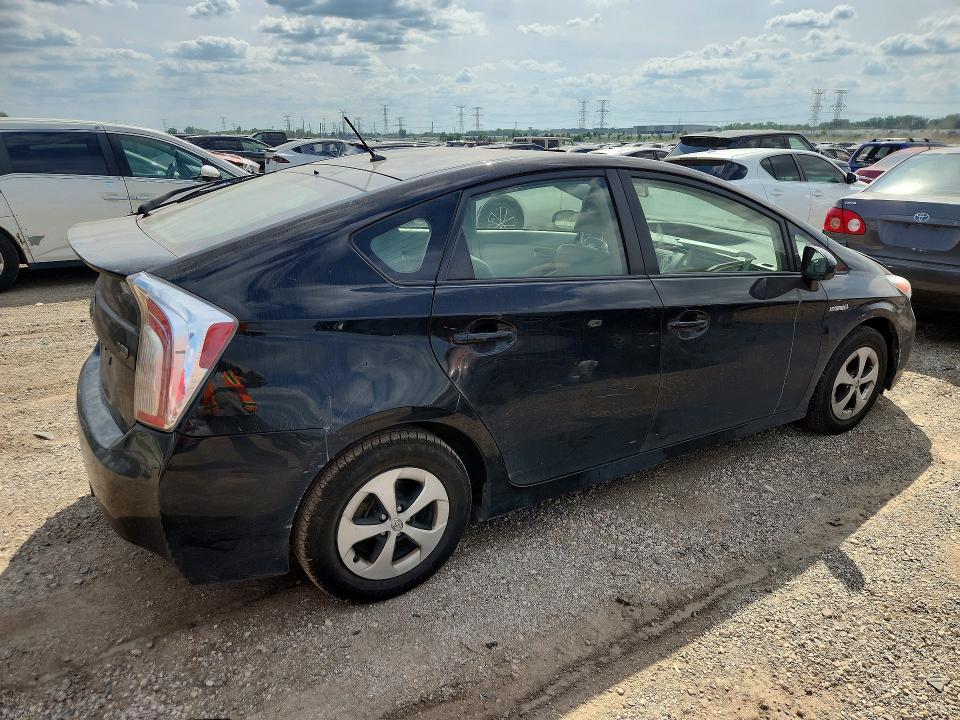 Фото 3 с аукциона – 2014 TOYOTA PRIUS с VIN JTDKN3DU1E1750520