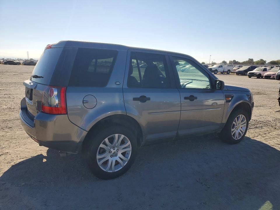 Photo 3 from auction – 2008 LAND ROVER LR2 with VIN SALFS24N68H039638
