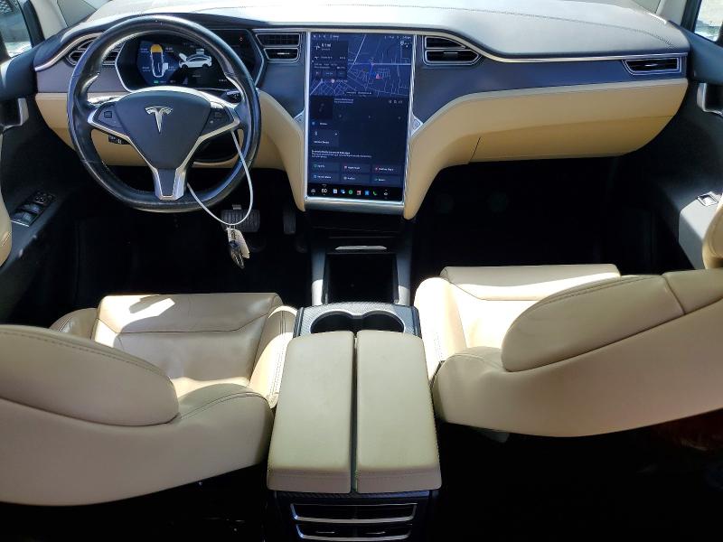 Photo 8 from auction – 2016 TESLA MODEL X with VIN 5YJXCBE21GF016554