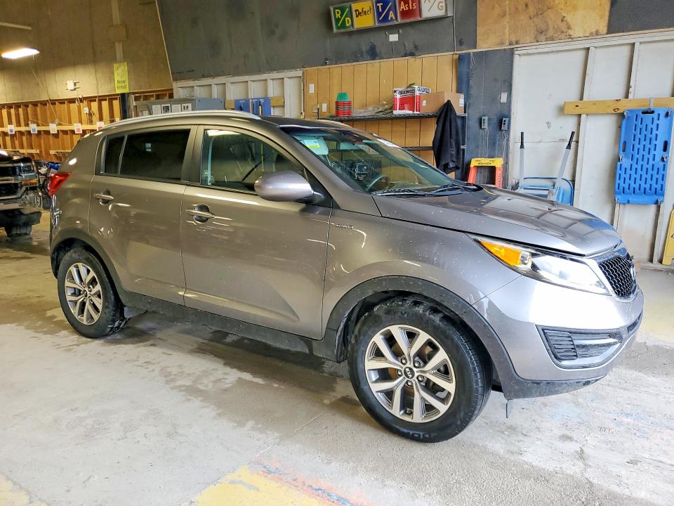 Photo 4 from auction – 2016 KIA SPORTAGE with VIN KNDPBCAC0G7860744