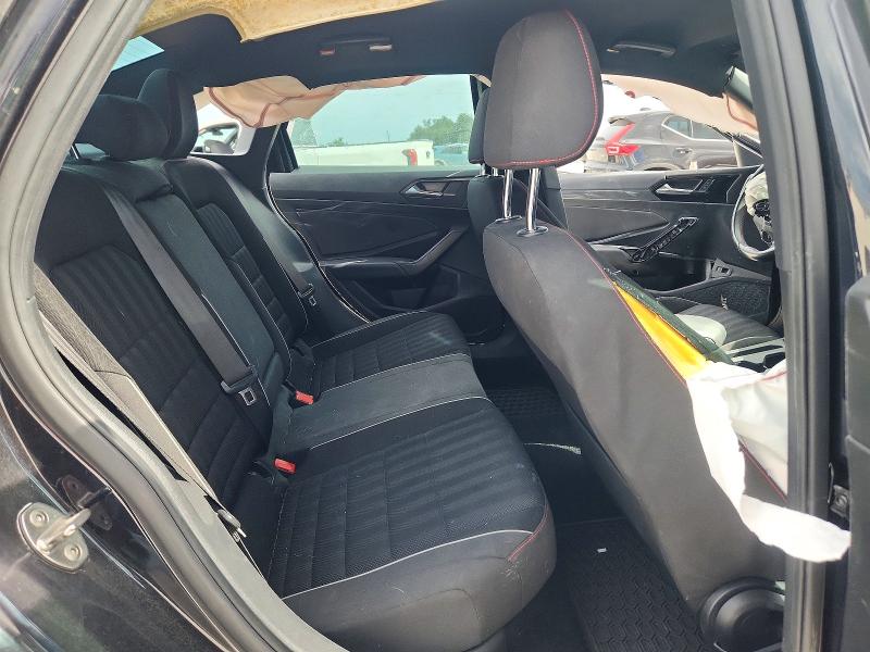 Снимка 10 от търг – 2019 VOLKSWAGEN JETTA с VIN 3VW5T7BU2KM225054