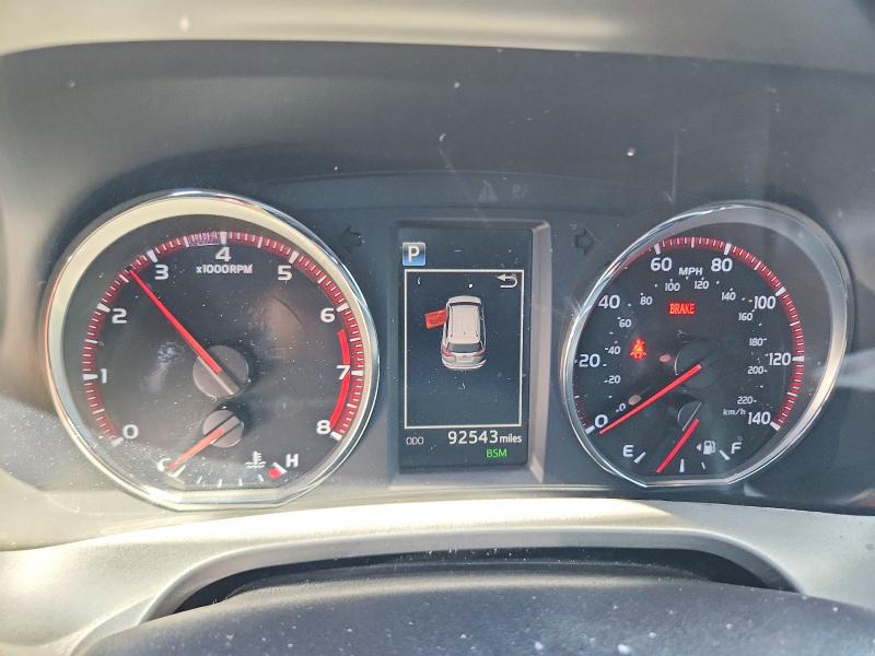 Photo 9 from auction – 2016 TOYOTA RAV4 with VIN 2T3NFREV5GW300393