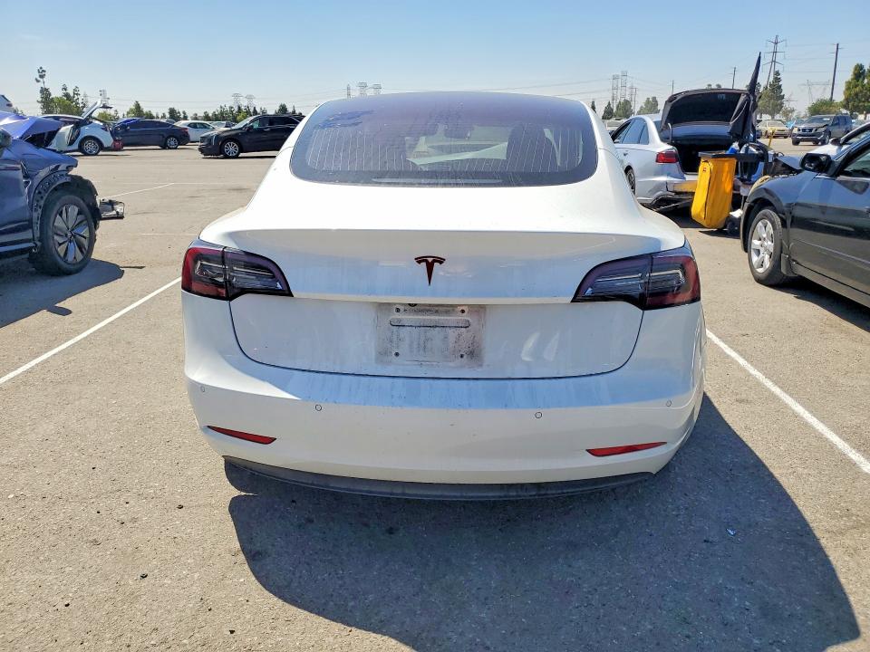 Photo 6 from auction – 2018 TESLA MODEL 3 with VIN 5YJ3E1EA2JF038726