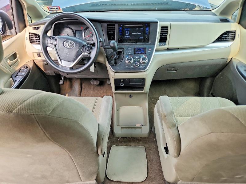 Photo 8 from auction – 2015 TOYOTA SIENNA with VIN 5TDZK3DC2FS528684