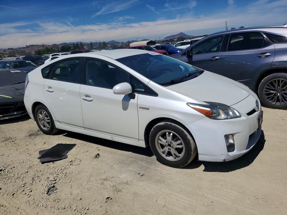 Photo 4 from auction – 2010 TOYOTA PRIUS with VIN JTDKN3DU3A1235321