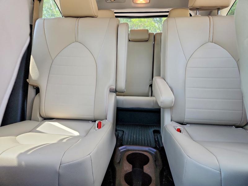 Photo 10 from auction – 2021 TOYOTA HIGHLANDER with VIN 5TDGZRBH3MS089772