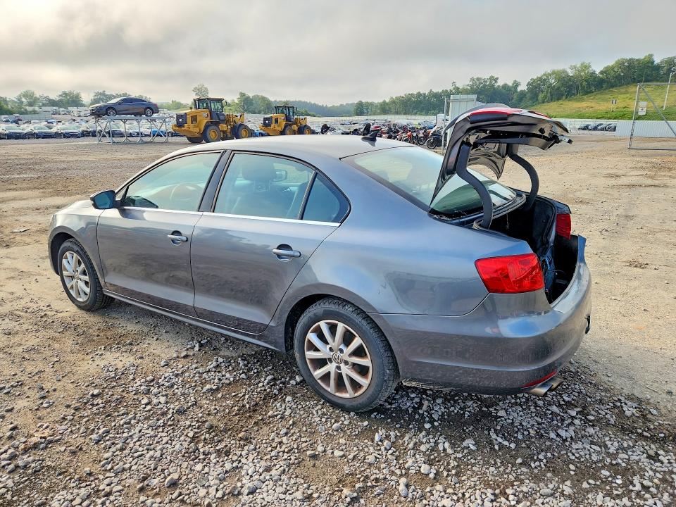 Photo 2 from auction – 2014 VOLKSWAGEN JETTA with VIN 3VWD07AJ8EM209571