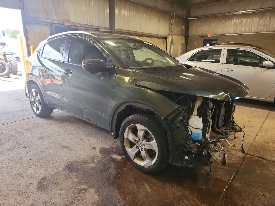 Photo 4 from auction – 2016 HONDA HR-V with VIN 3CZRU6H71GM741534