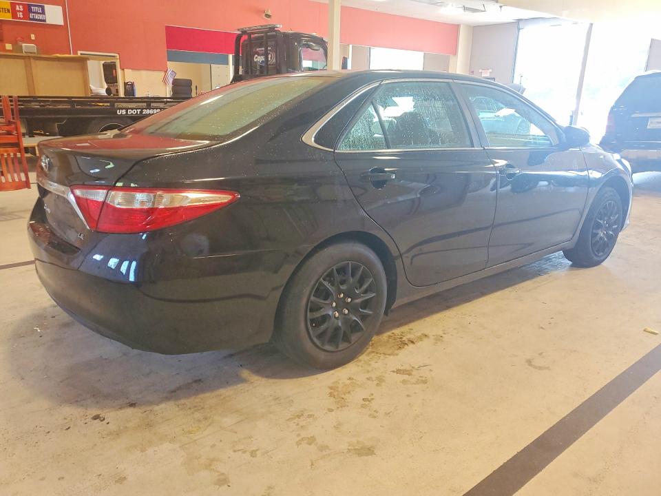 Photo 3 from auction – 2017 TOYOTA CAMRY with VIN 4T1BF1FK4HU745940