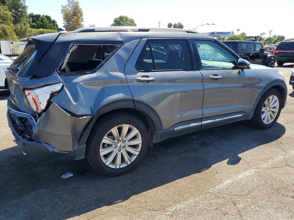 Photo 3 from auction – 2021 FORD EXPLORER with VIN 1FM5K7FW2MNA11610