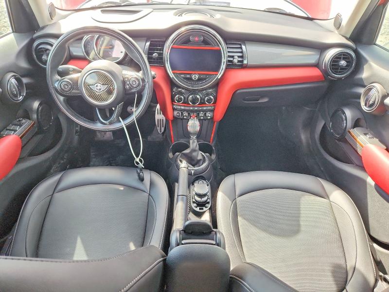Photo 8 from auction – 2016 MINI COOPER with VIN WMWXU1C55G2D09901