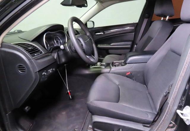 Photo 9 from auction – 2022 CHRYSLER 300 with VIN 2C3CCAAG0NH253607