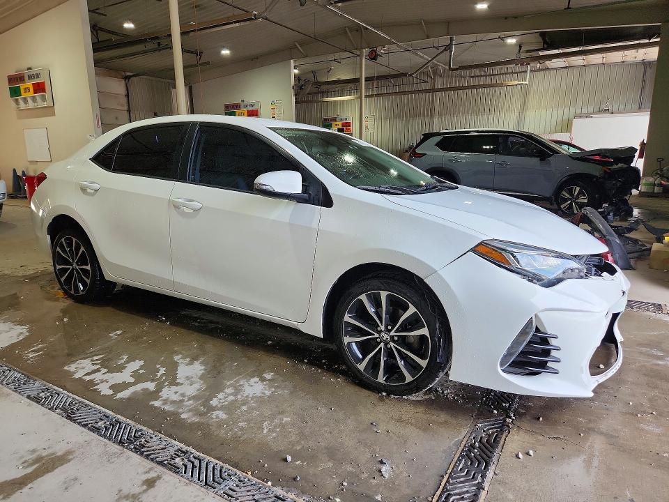 Photo 4 from auction – 2017 TOYOTA COROLLA with VIN 2T1BURHEXHC843349