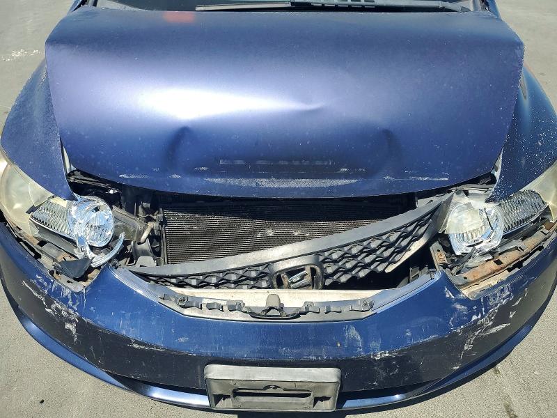Photo 11 from auction – 2010 HONDA CIVIC with VIN 2HGFG1B69AH525733