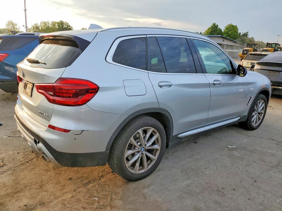 Photo 3 from auction – 2019 BMW X3 with VIN 5UXTR9C50KLR10231