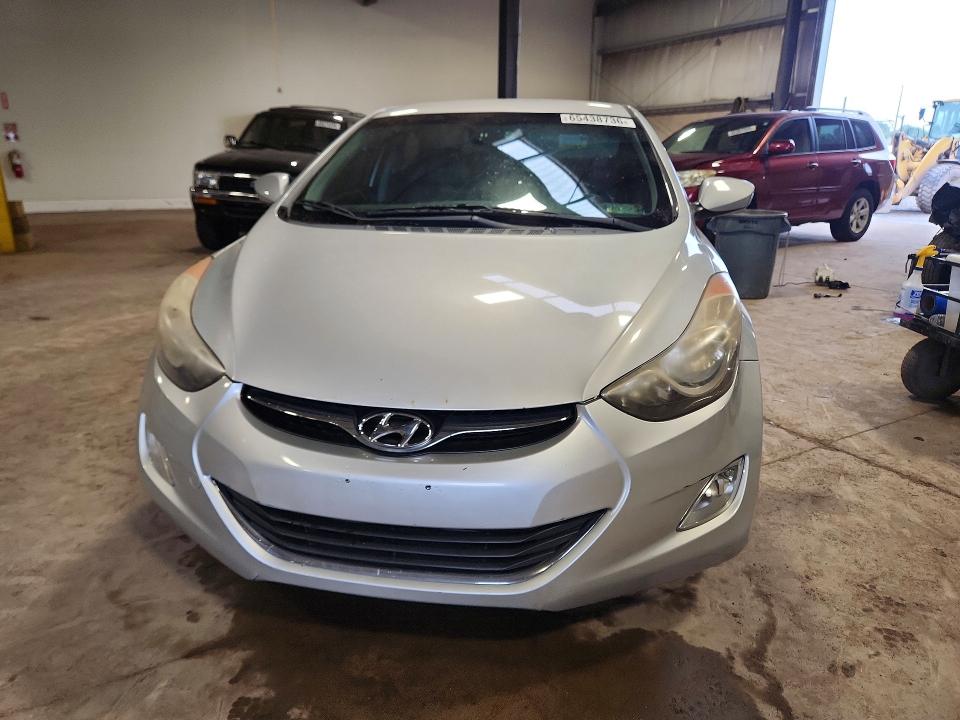 Photo 5 from auction – 2012 HYUNDAI ELANTRA with VIN KMHDH4AE1CU239559