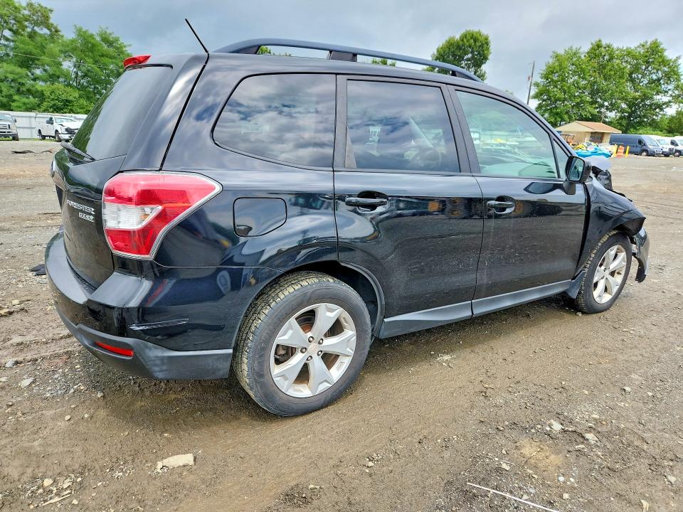 Photo 3 from auction – 2015 SUBARU FORESTER with VIN JF2SJADC2FH411539