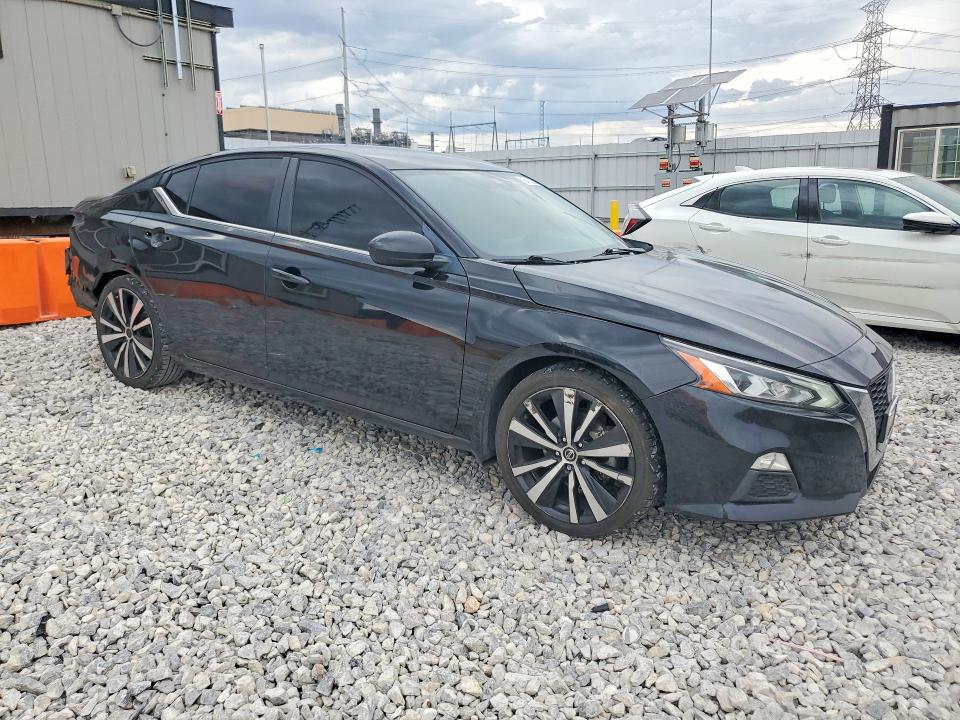Photo 4 from auction – 2021 NISSAN ALTIMA with VIN 1N4BL4CV8MN330241