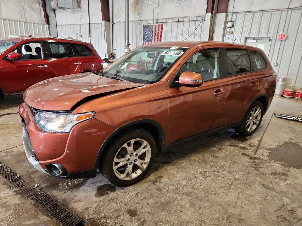 MITSUBISHI OUTLANDER 2015 with VIN JA4AZ3A36FZ013435 - Photo from auction