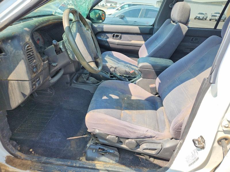 Photo 7 from auction – 2000 NISSAN PATHFINDER with VIN JN8AR07Y6YW442543