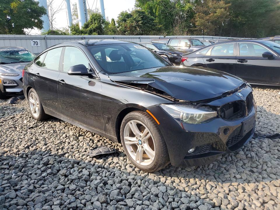 Photo 4 from auction – 2017 BMW 330 with VIN WBA8Z9C35HG827513