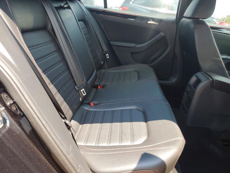 Photo 10 from auction – 2016 VOLKSWAGEN JETTA with VIN 3VW4S7AJ4GM381707