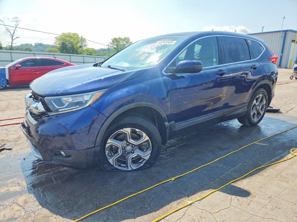 Photo 1 from auction – 2019 HONDA CR-V with VIN 7FARW2H52KE002732