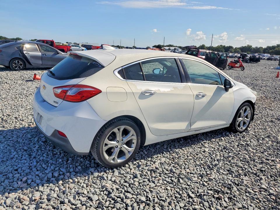 Photo 3 from auction – 2017 CHEVROLET CRUZE with VIN 3G1BF6SM6HS588090