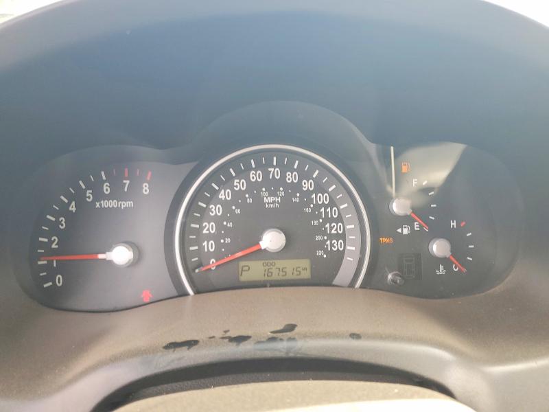 Photo 9 from auction – 2008 KIA SEDONA with VIN KNDMB133686267045