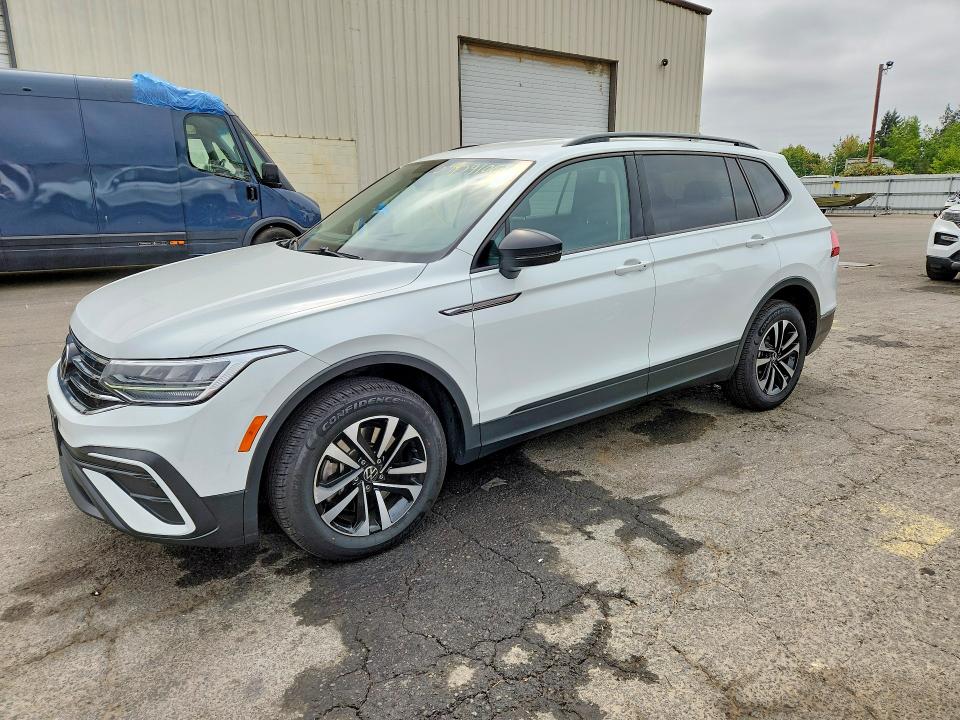 Снимка 1 от търг – 2022 VOLKSWAGEN TIGUAN с VIN 3VV0B7AX1NM077223