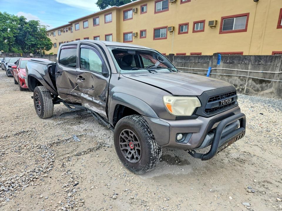 Photo 4 from auction – 2015 TOYOTA TACOMA with VIN 5TFJU4GN7FX084979