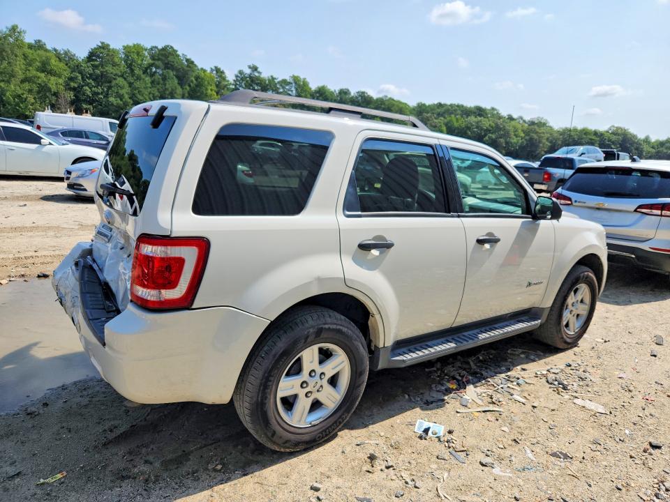 Photo 3 from auction – 2009 FORD ESCAPE with VIN 1FMCU49399KC84571