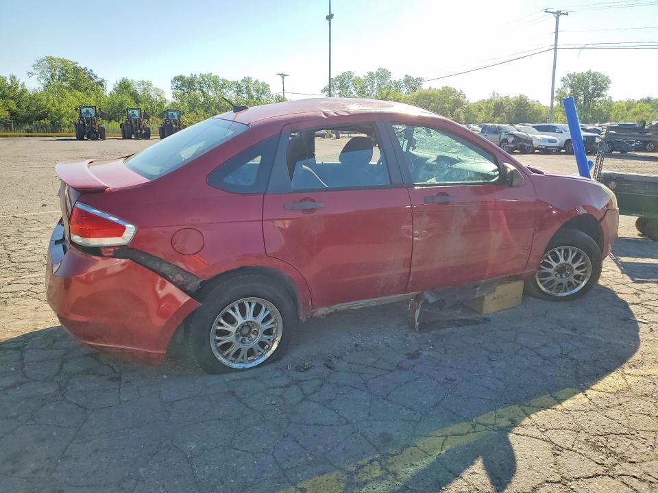 Photo 3 from auction – 2010 FORD FOCUS with VIN 1FAHP3FN5AW278979