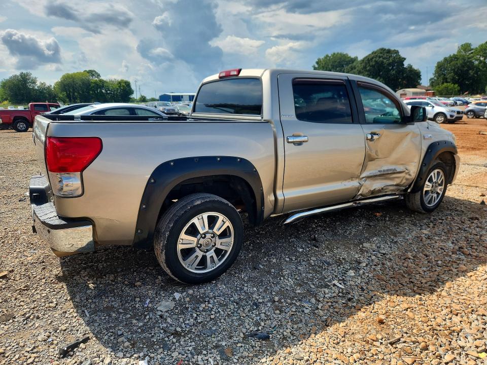 Photo 3 from auction – 2008 TOYOTA TUNDRA with VIN 5TFDV58178X059160