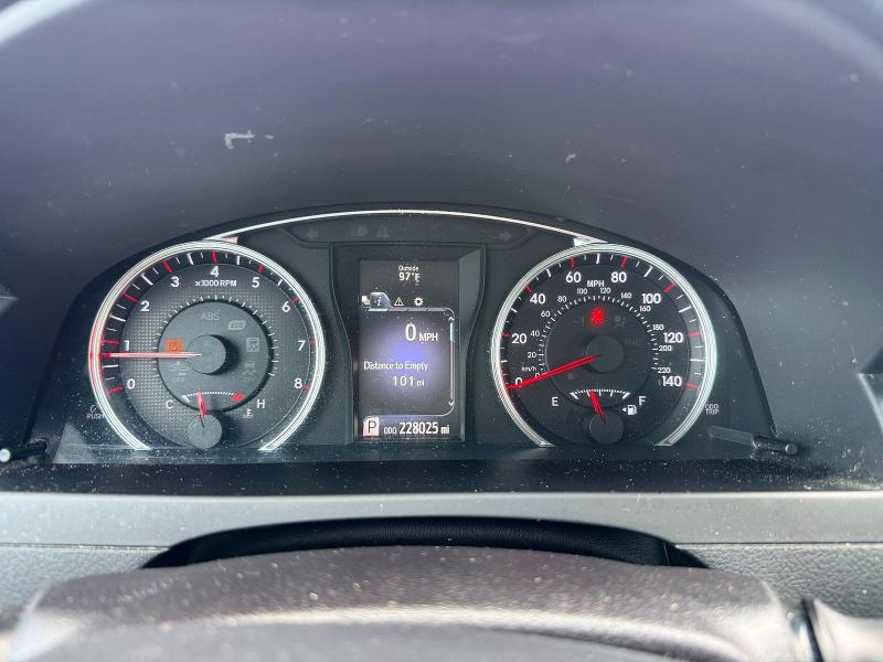 Photo 8 from auction – 2017 TOYOTA CAMRY with VIN 4T1BF1FK7HU645539