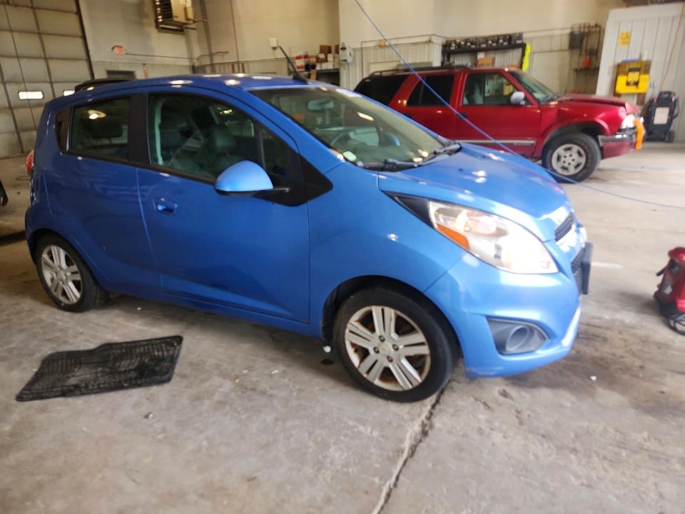 Zdjęcie 4 z aukcji – 2014 CHEVROLET SPARK z VIN KL8CB6S91EC477959