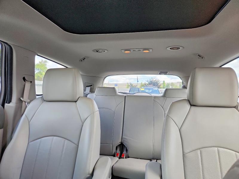Photo 10 from auction – 2017 BUICK ENCLAVE with VIN 5GAKRBKD5HJ206867