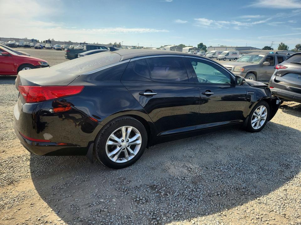 Photo 3 from auction – 2013 KIA OPTIMA with VIN 5XXGN4A79DG200107