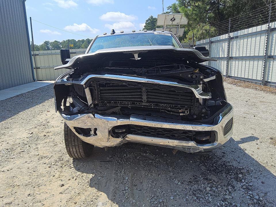 Photo 5 from auction – 2019 RAM 2500 with VIN 3C6UR4HL3KG534371