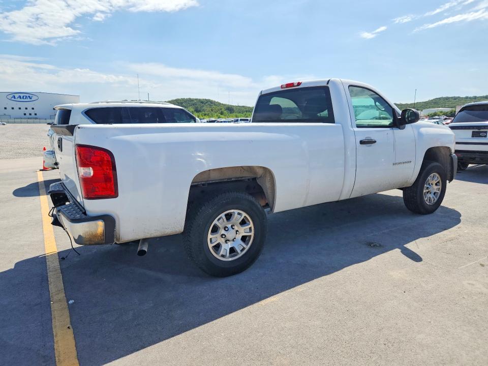 Photo 3 from auction – 2010 CHEVROLET SILVERADO with VIN 1GCPCPEX5AZ150154