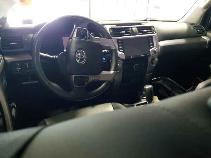 Photo 8 from auction – 2020 TOYOTA 4RUNNER with VIN JTEBU5JR6L5827544