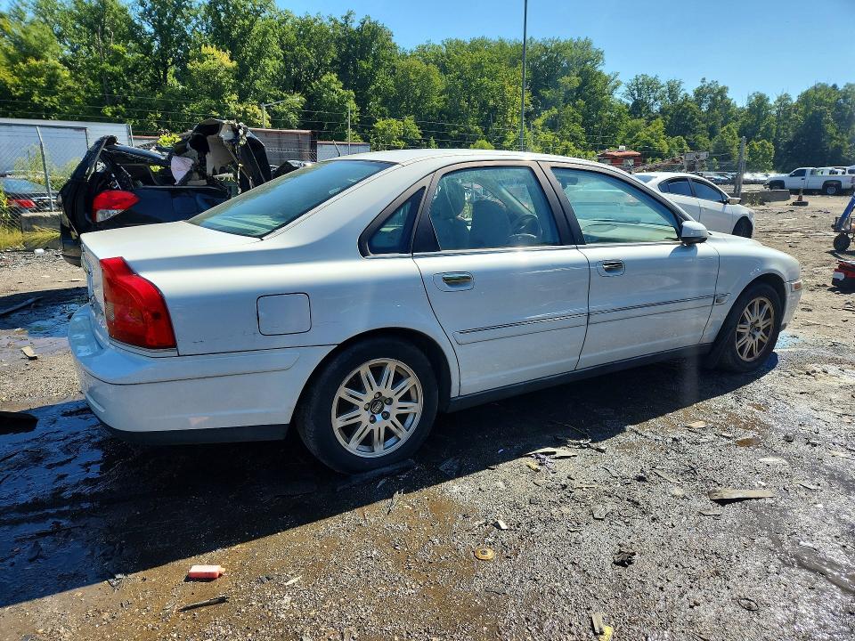 Photo 3 from auction – 2005 VOLVO S80 with VIN YV1TH592051411711