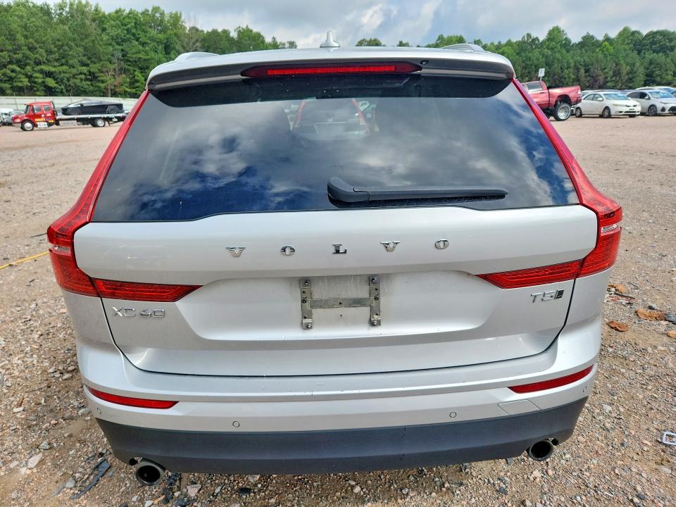Photo 6 from auction – 2021 VOLVO XC60 with VIN YV4102RK7M1870006